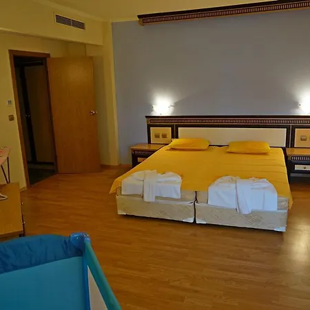 Gt Atrium Beach Elenite